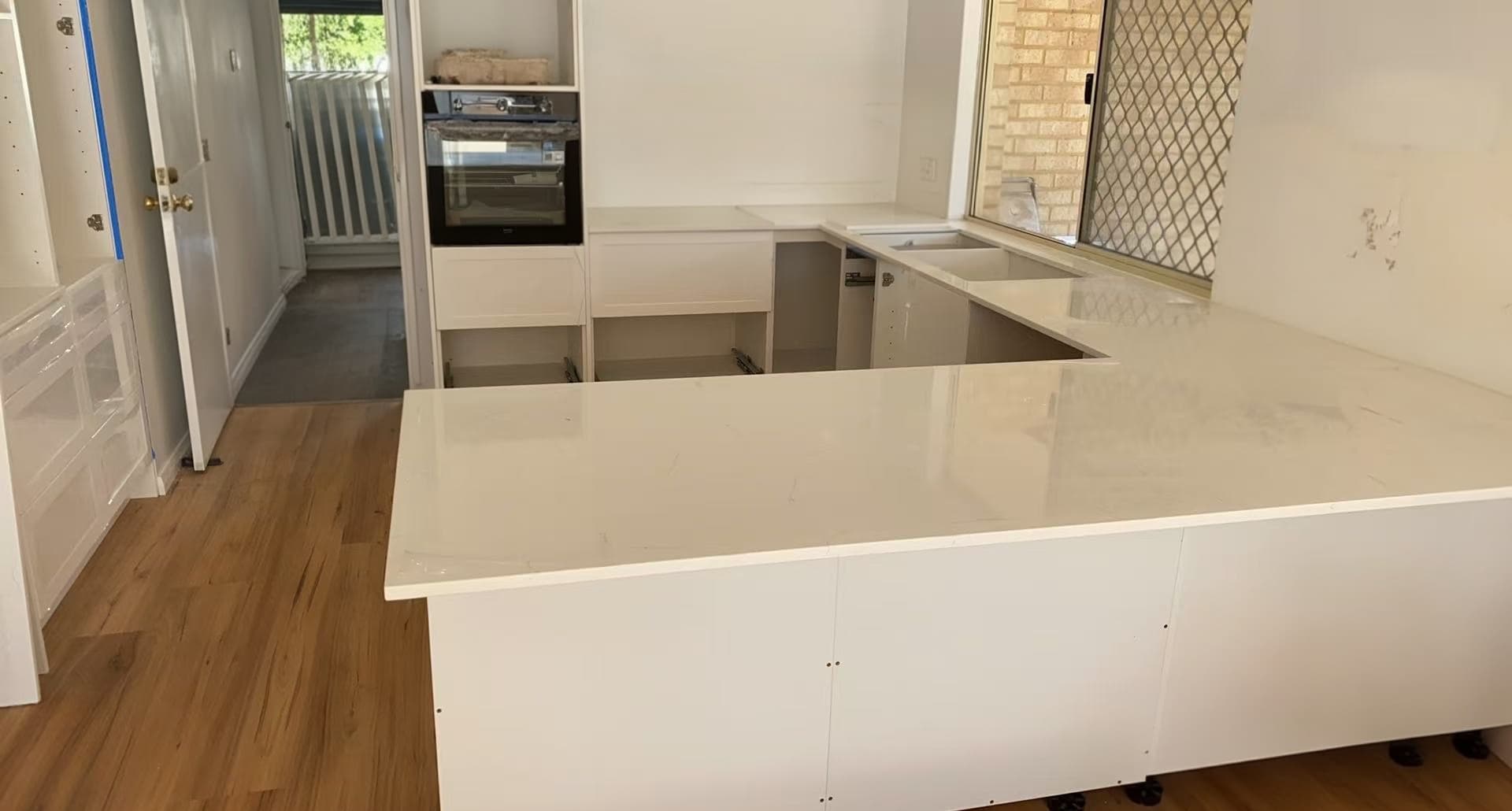 White Quartz Countertop