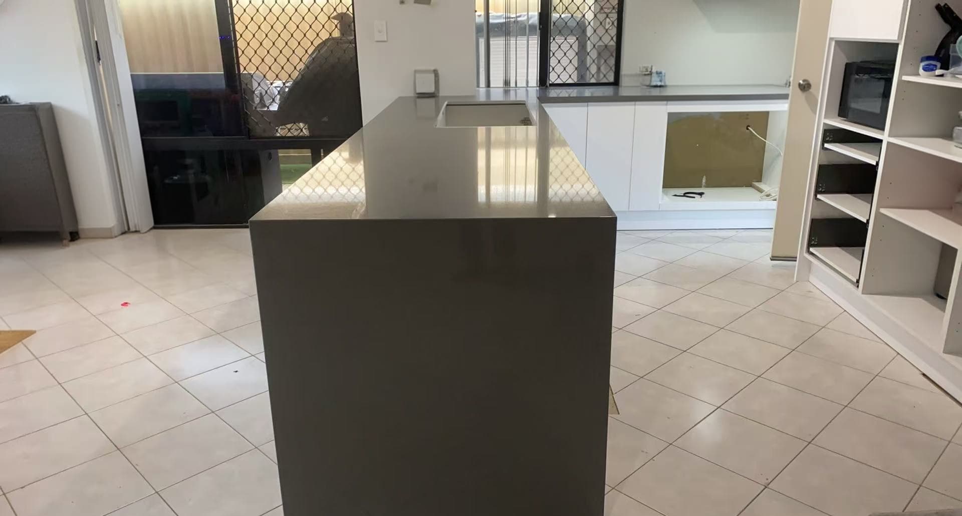 Grey Veined Engineered Quartz