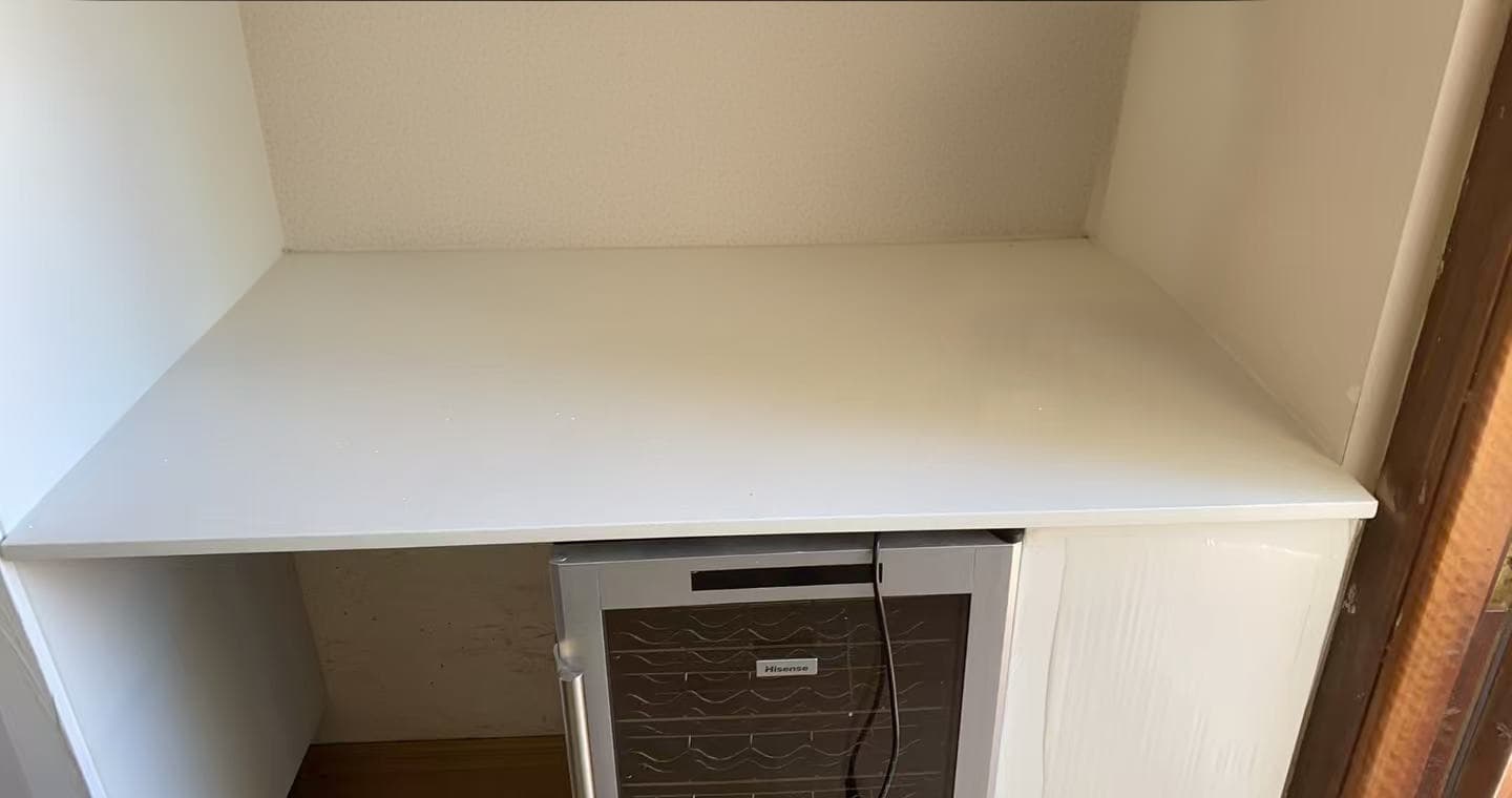 White Solid Engineered Quartz